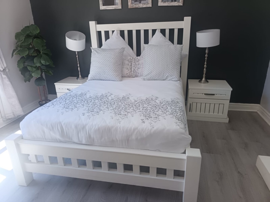 4 Bedroom Property for Sale in Hillcrest Northern Cape